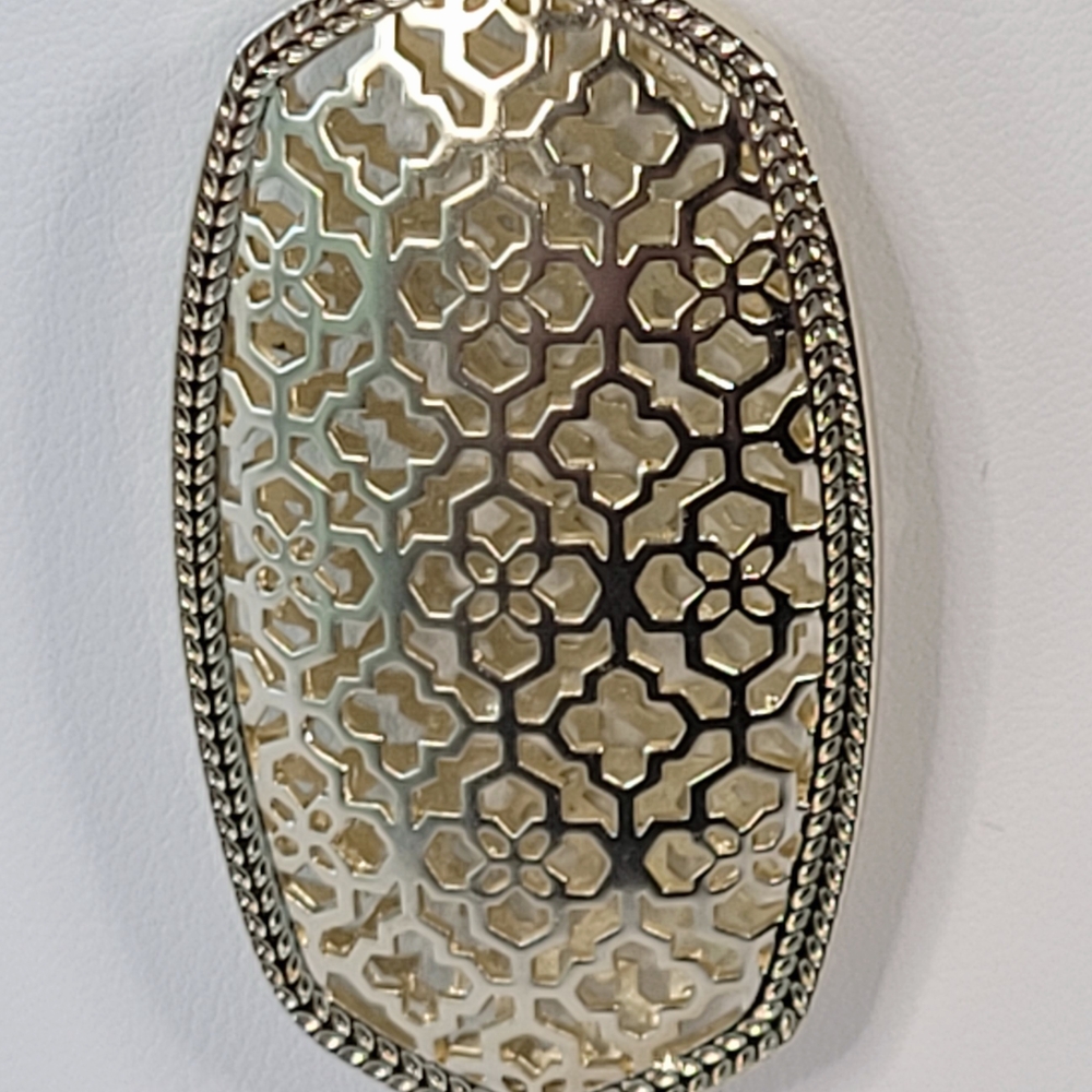 Kendra Scott Silver Filigree Pendant Necklace - Picture 4 of 11
